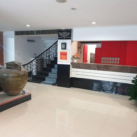 Zen Hotel @18 Бангкок Экстерьер фото